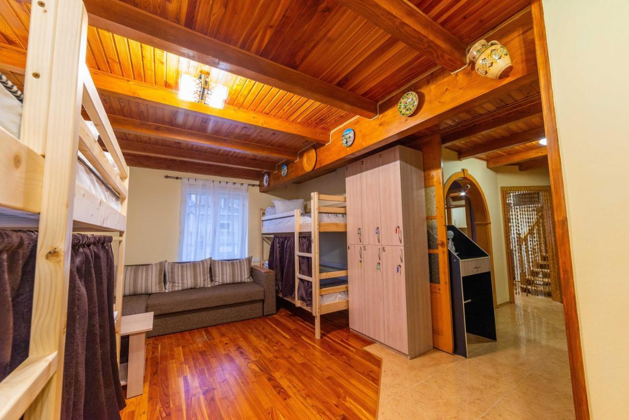 Хостел Галіція Kolomyja Exteriér fotografie